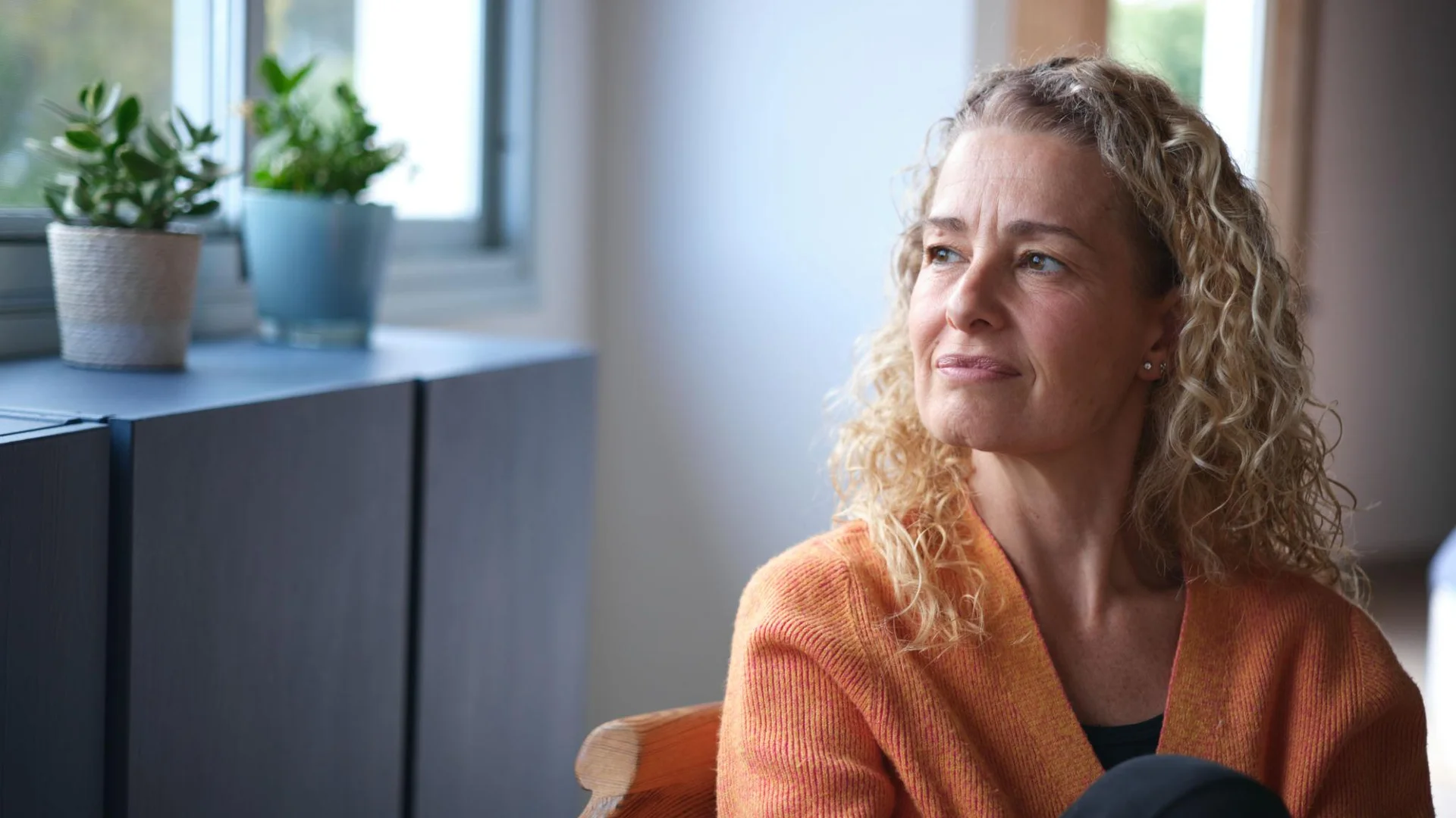 Psicóloga especializada en menopausia en Valencia ayudando a gestionar cambios emocionales y ansiedad