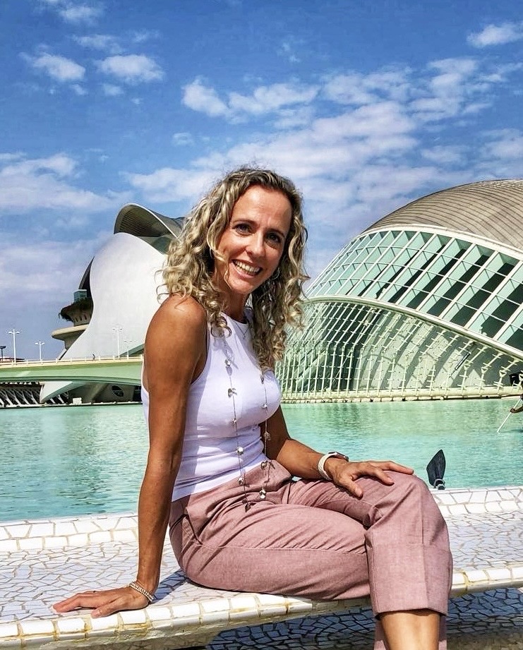 Silvia Piñas - Psicóloga en Valencia - Terapia presencial y online